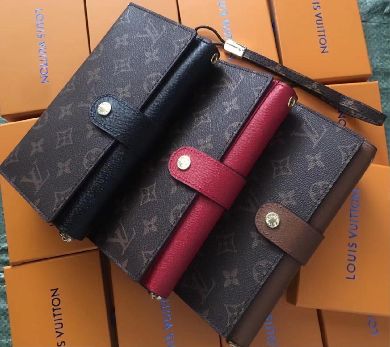 Wallet/wristlet strap