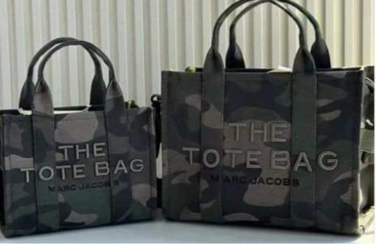 Mirror q tote bag Camo