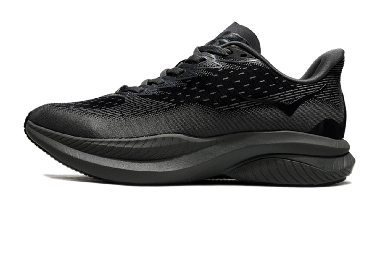 Hok shoes Mach 6 6-8