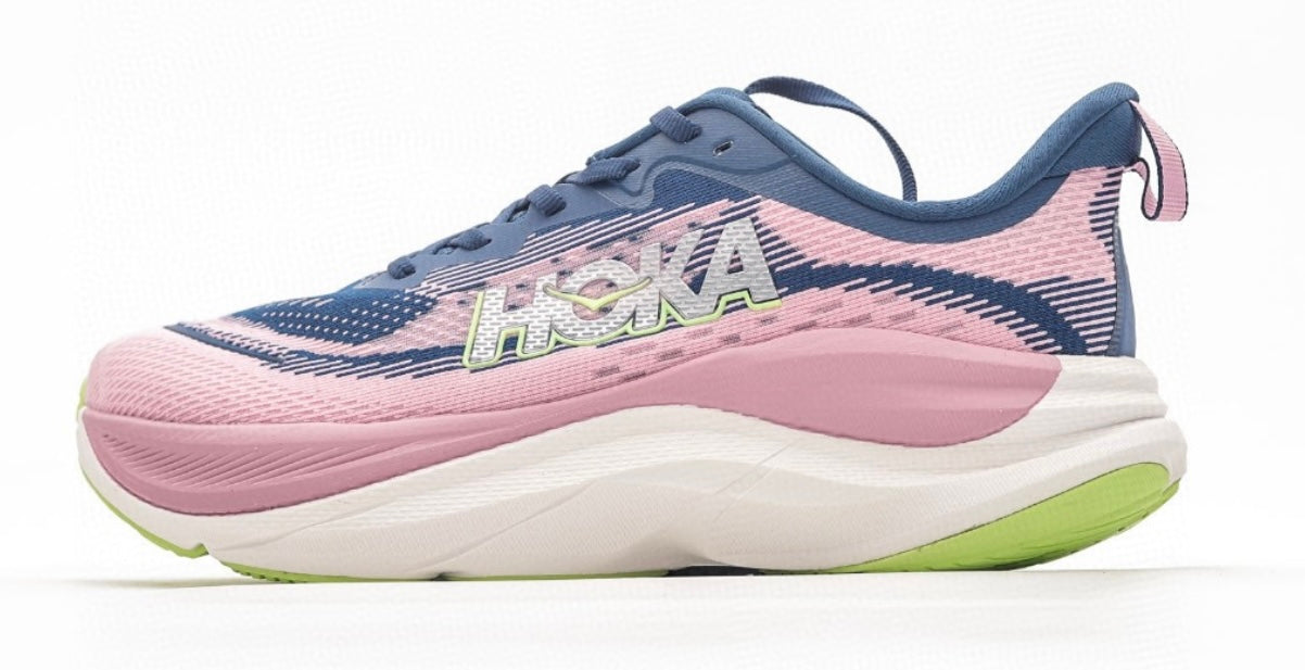 Hok shoes Skyflow