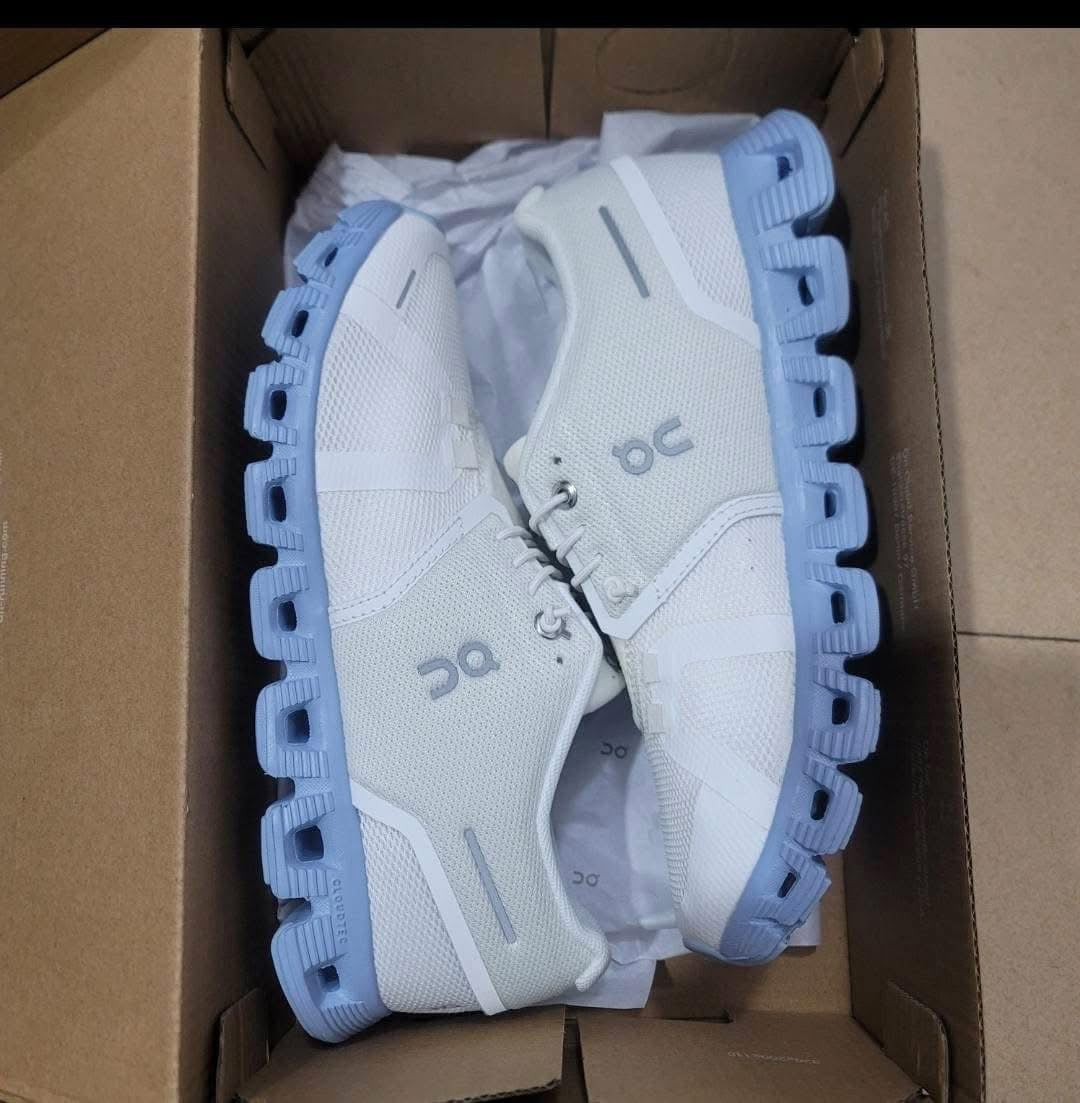 Baby blue on~cloud