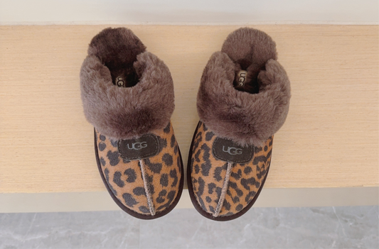 Leopard u slippers