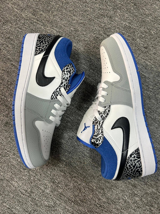 Jordan low true blue