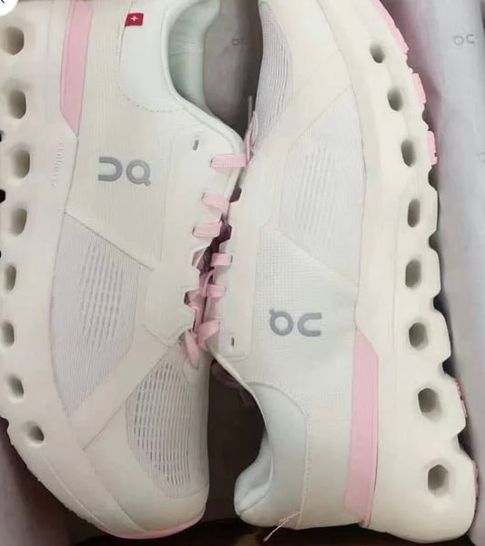 OC baby pink/ white