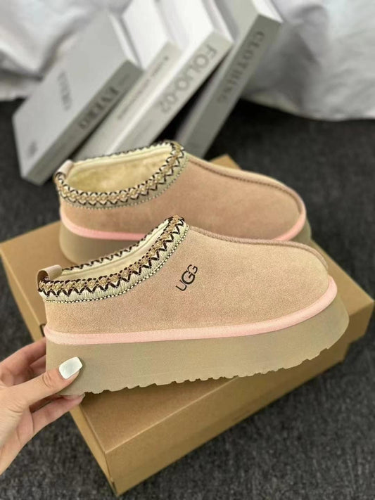 Tasman (pinkish lining)