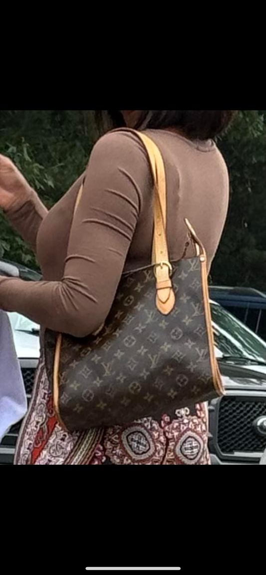 L tote