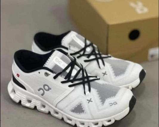 Cloud x 3 white w black x