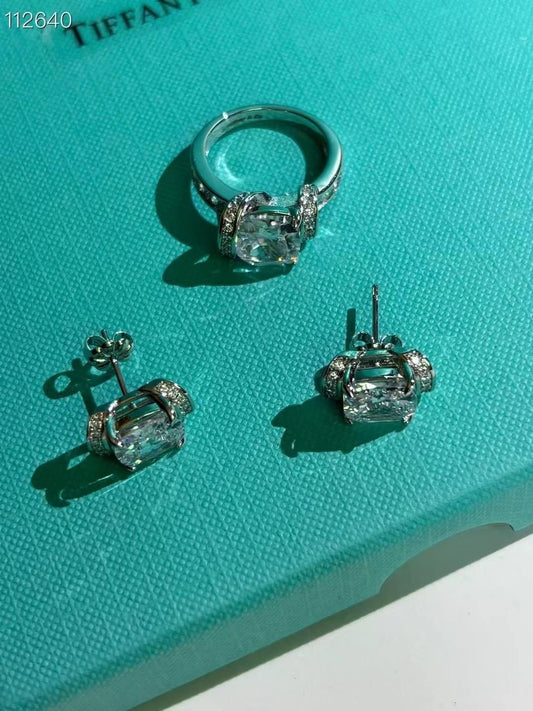 Tiff earring/ ring set