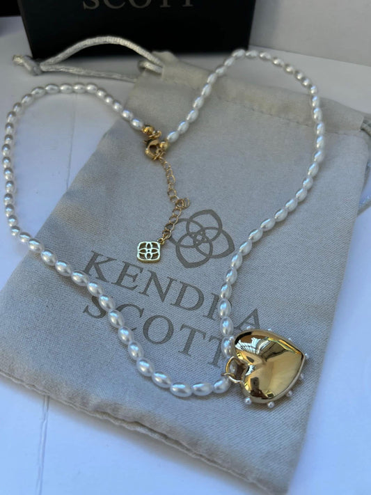 Kendra pearl necklace