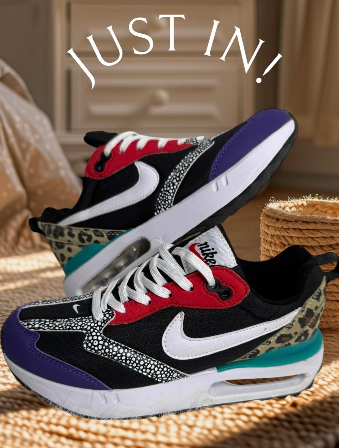 Nke shoes (leopard back)