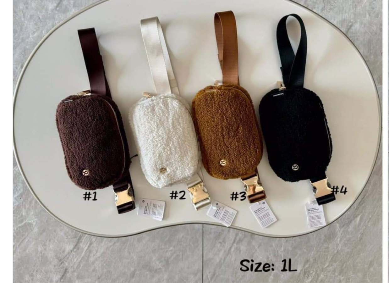 Lu winter Sherpa belt bag