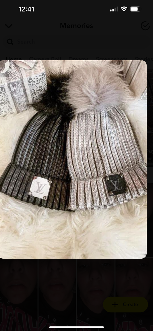 L shiny beanie